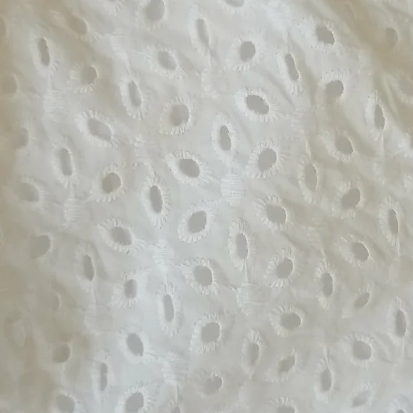 H&M // conscious collection white eyelet shorts - Picture 13 of 16